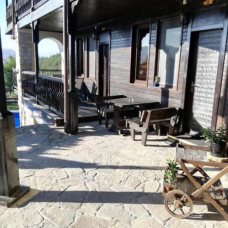 Trifon Zarezan Family Hotel Glavatartsi Exterior foto