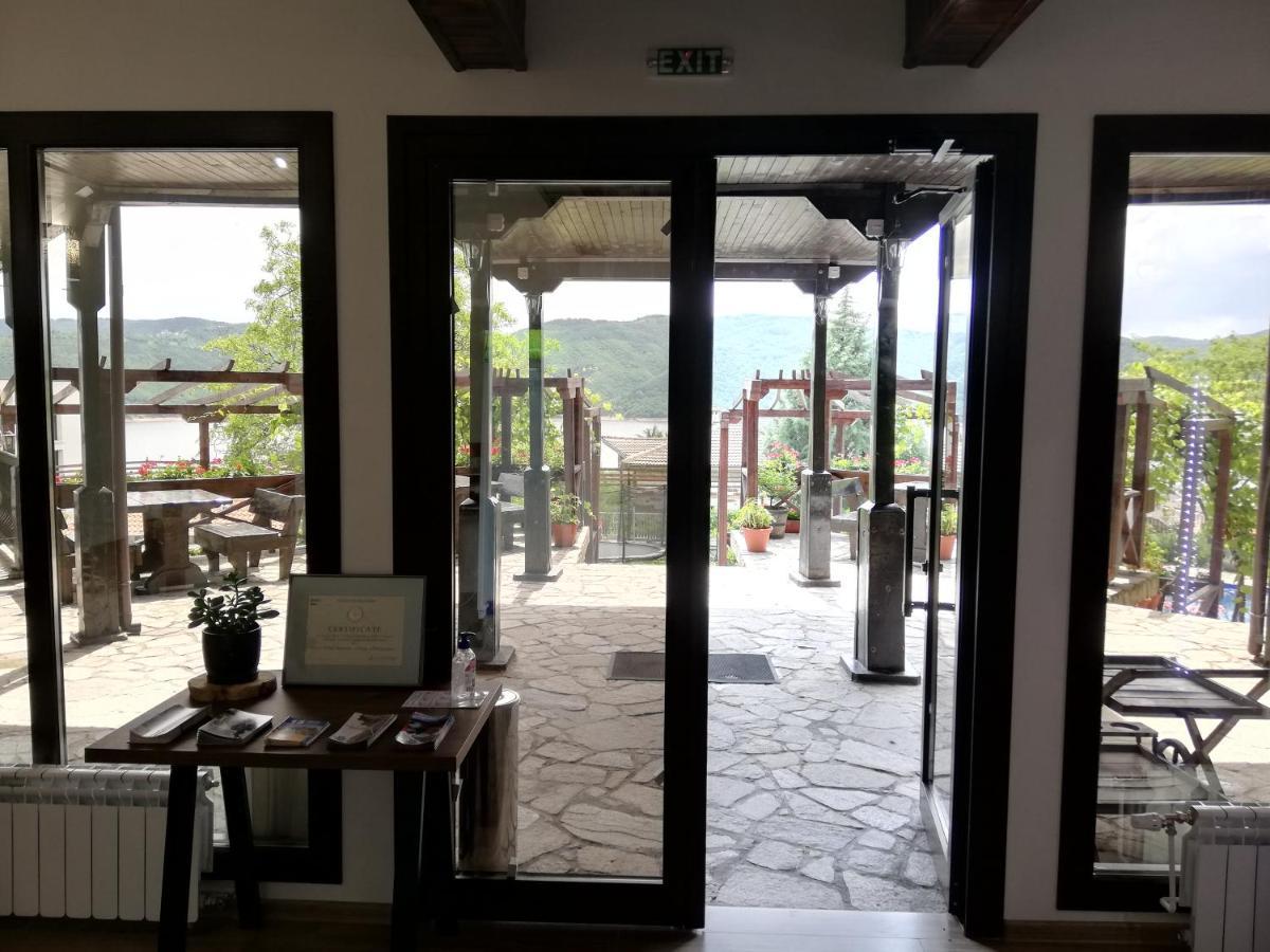 Trifon Zarezan Family Hotel Glavatartsi Exterior foto