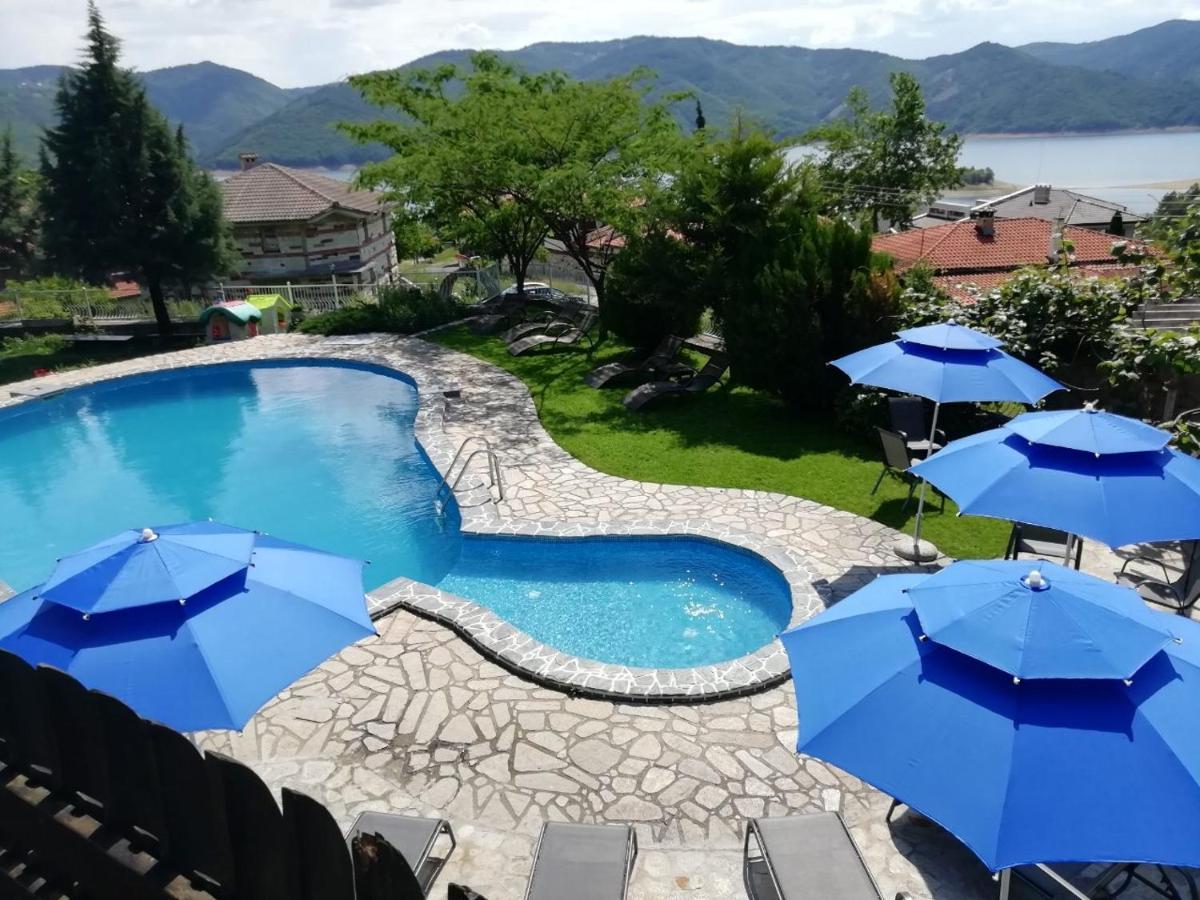 Trifon Zarezan Family Hotel Glavatartsi Exterior foto
