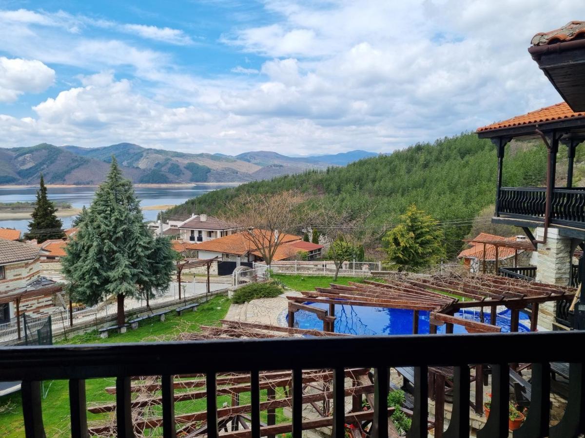 Trifon Zarezan Family Hotel Glavatartsi Exterior foto